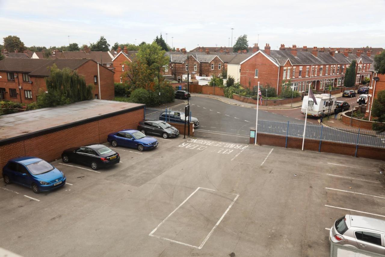 Dj Suites The Element Salford  Exterior photo